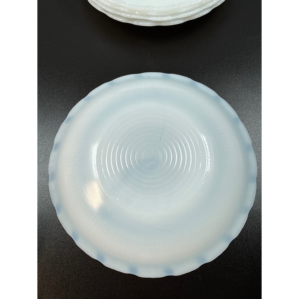 VTG Macbeth Evans Oxford Milk Glass Saucers Set of 5 Scalloped 6" Ring of Fire - Picture 2 of 4